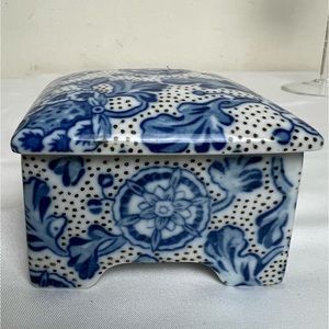 Vintage Ceramic Jewelry Box